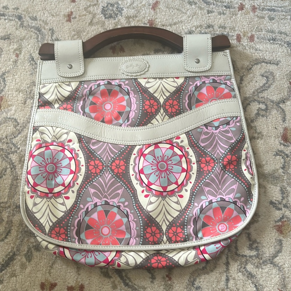 Brand Billy bag pattern flowers has two pockets and zipper